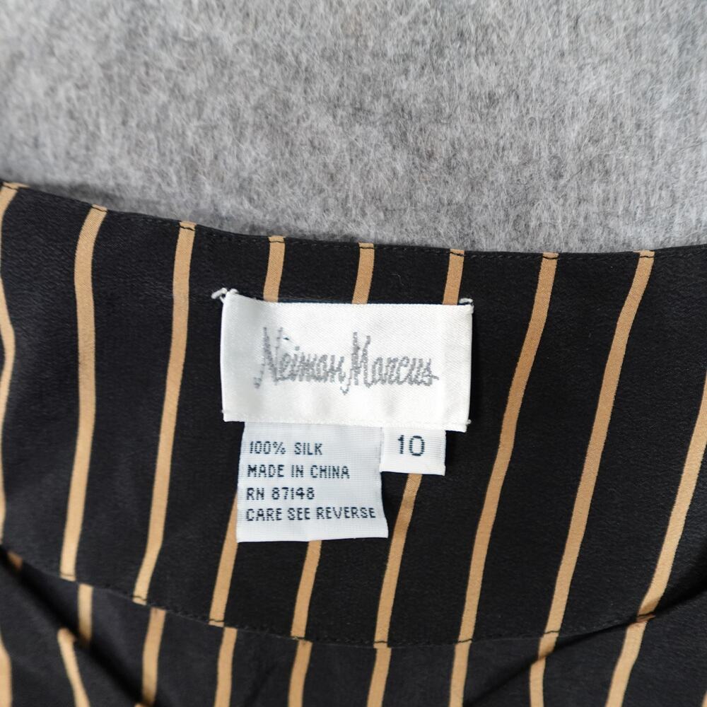 Neiman Marcus Top Womens 10 Silk Blouse Button Front Striped Collarless Long Slv - Picture 2 of 8